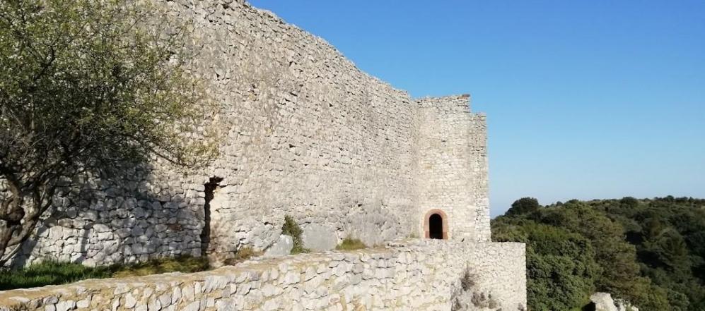 Bandeau chateau saint victor la coste