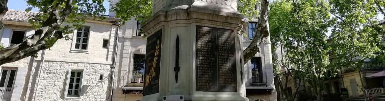 monument aux morts Uzès©nb UzEssentiel