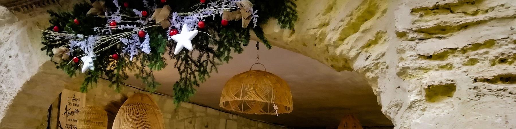 La place aux herbes se prépare pour les fêtes