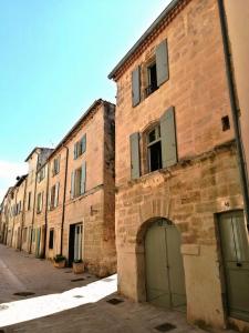 La maison du puisatier quartier des bourgades