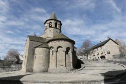 Eglise de Nasbinals©nb UzEssentiel