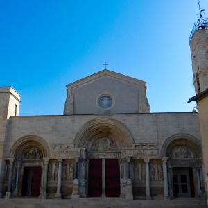 Façade de Saint-Gilles©nb UzEssentiel