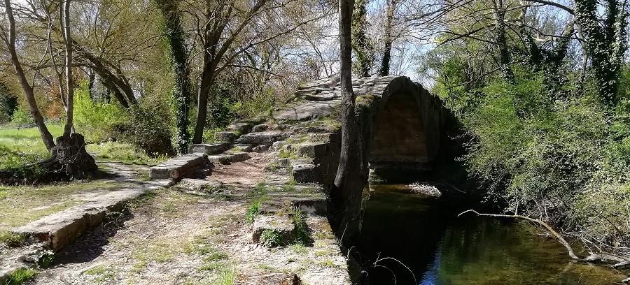le pont romain sur les seynes